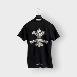 STEAL! Chrome Hearts Monogram Dagger Scroll Logo Tee